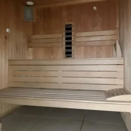 شقة Panoramic Seaview & Piscina Interioara *